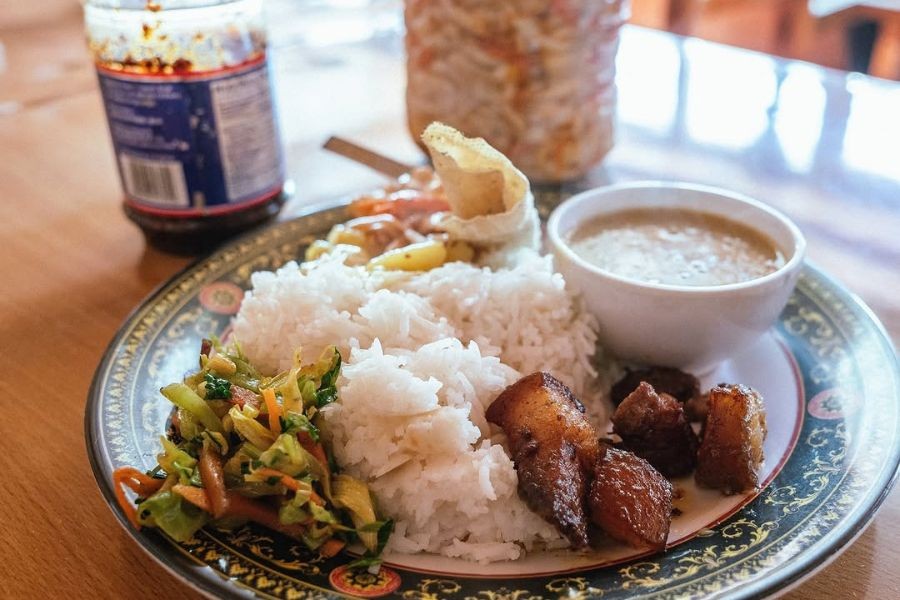 Food on Langtang valley trek